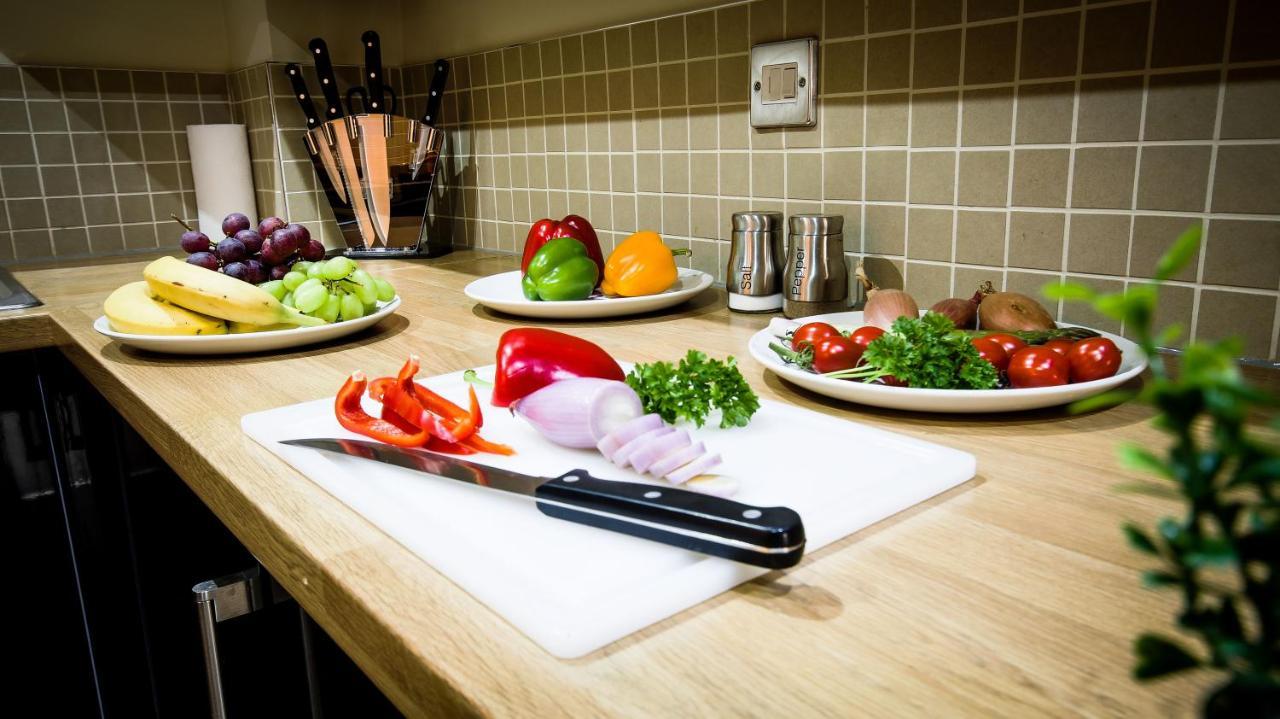 Superb City Center 1 Or 2 Bedroom Apts King Bed Саутгемптон Екстер'єр фото